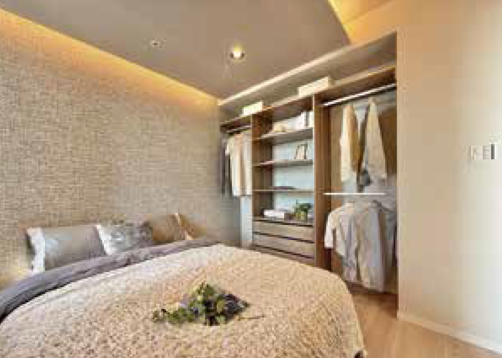 [27th Floor Renovated Condo / 2LDK] Minato Ward, Tokyo photo 4