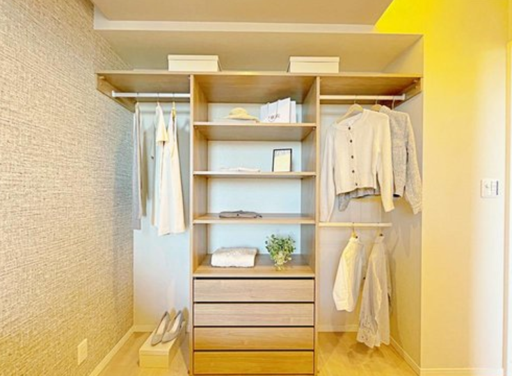 [27th Floor Renovated Condo / 2LDK] Minato Ward, Tokyo photo 7