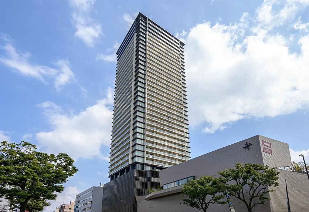 2LDK Condominium | Brillia Tower Nishijin PRALIVA, Nishijin, Fukuoka photo 2