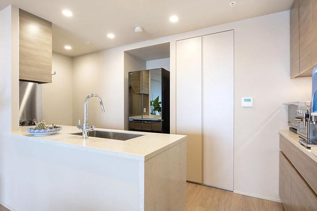2LDK Condominium | Brillia Tower Nishijin PRALIVA, Nishijin, Fukuoka photo 4