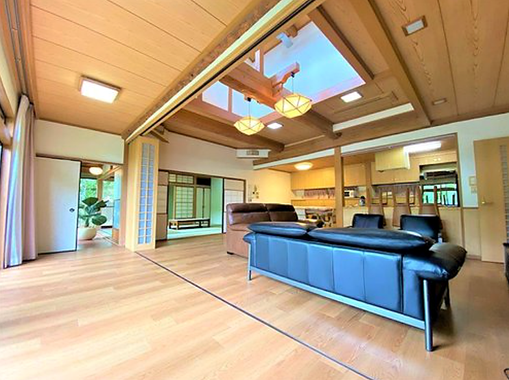 5LDK Private Villa | Koarashi-cho, Atami, Shizuoka photo
