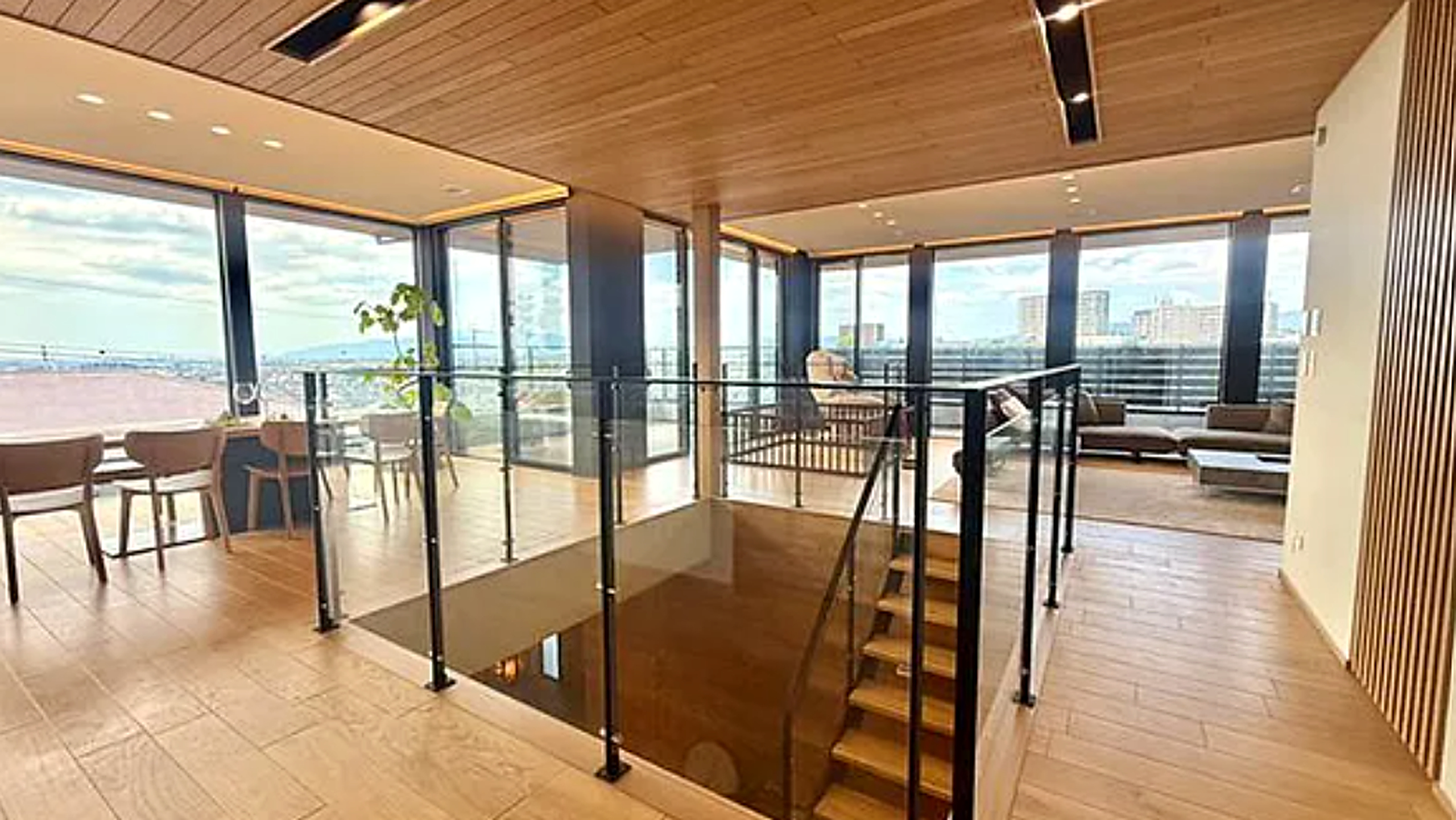 5LDK + S Luxury Detached House | Nakayamadai, Toyonaka, Osaka photo 3