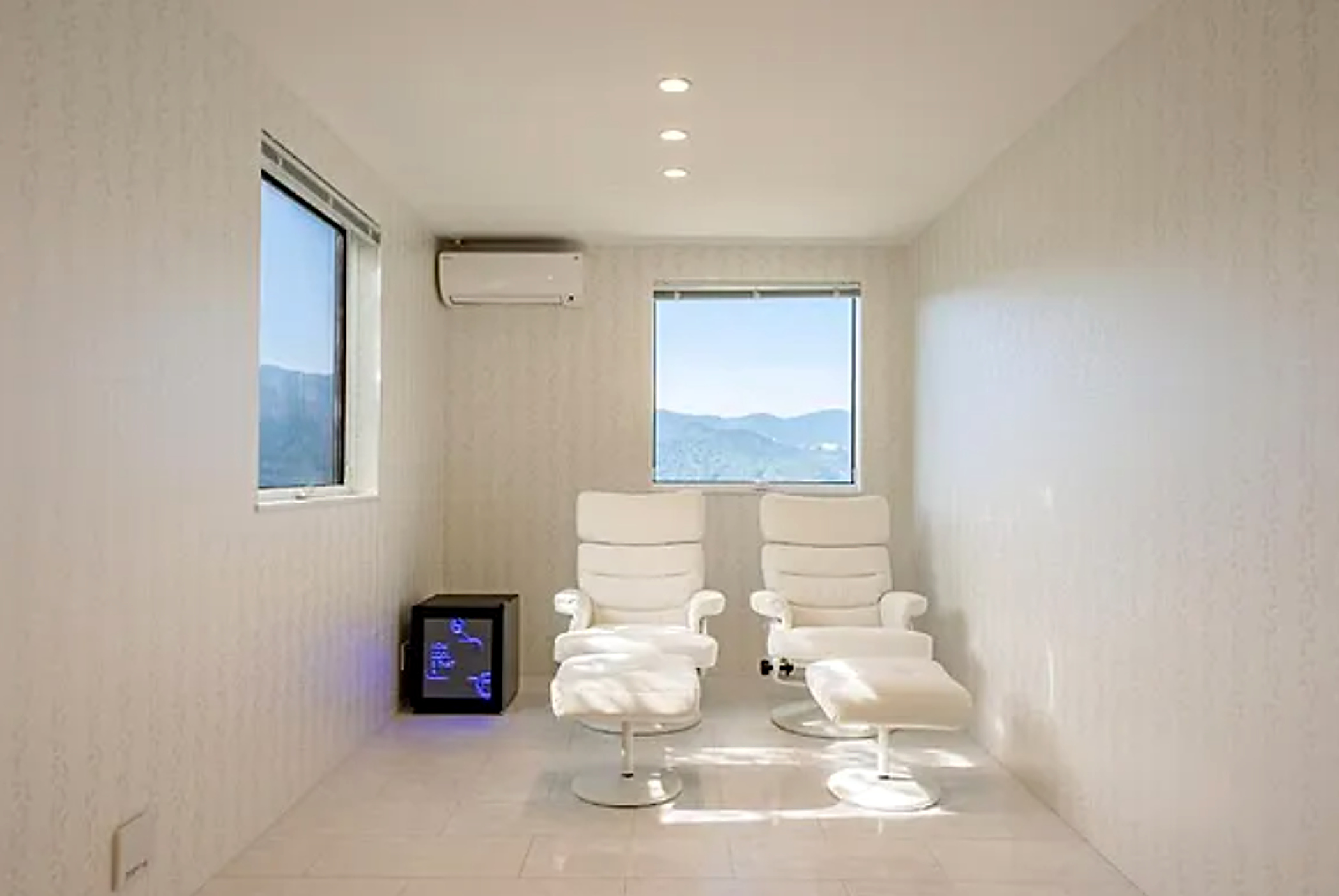 2LDK + 2 Storage Luxury Resort Villa | Ajiro, Atami, Shizuoka photo 9
