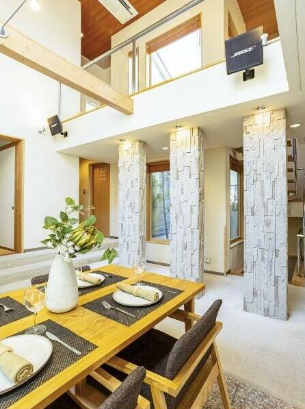 Luxury Detached House / 5LDK + 2 Storage Rooms, Setagaya City, Tokyo photo 3