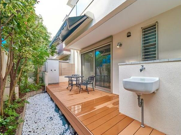 Garage House / 4LDK, Setagaya Ward, Tokyo photo 3