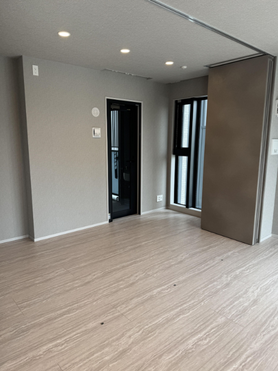 Luxury Condo / 3LDK, Fukuoka City, Fukuoka photo 3