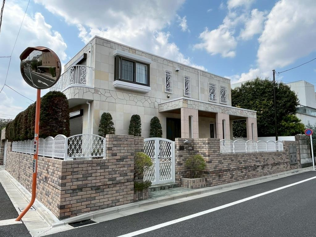 Two-Family House / 5LDK+2S, Setagaya Ward, Tokyo photo