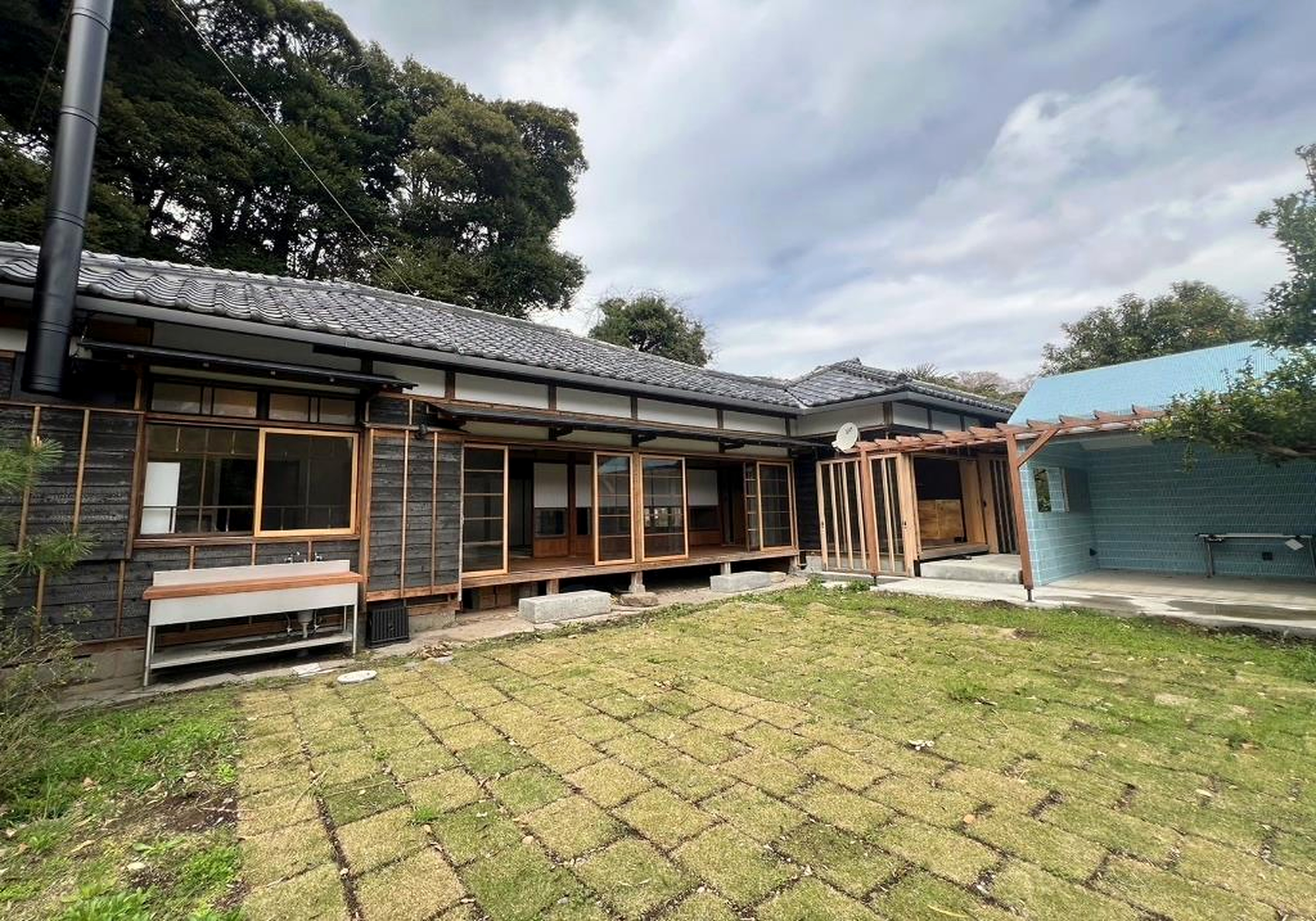 [Renovated Traditional Japanese House / 3LDK] Kamakura, Kanagawa photo 3