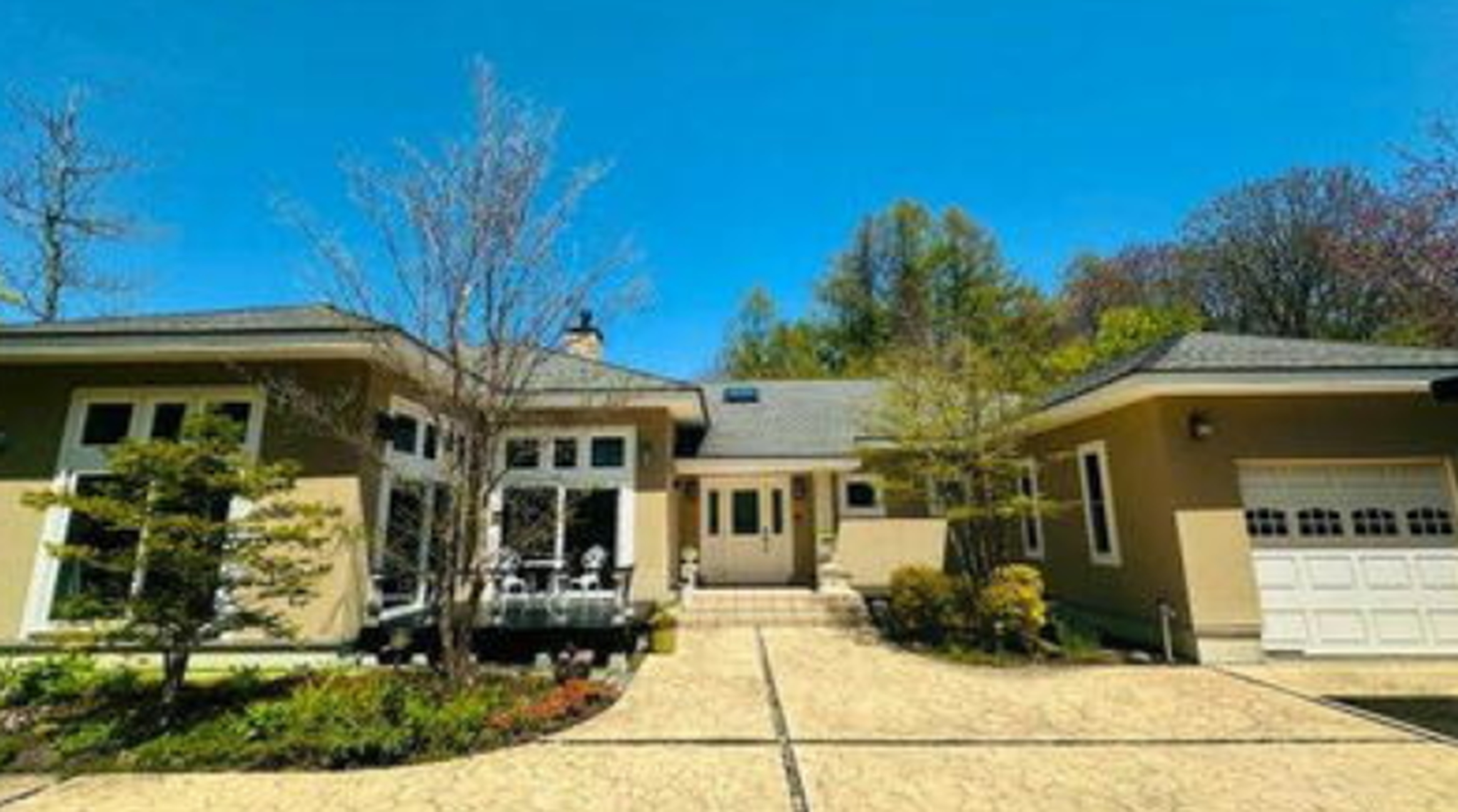 American House / 2LDK, Karuizawa, Nagano photo