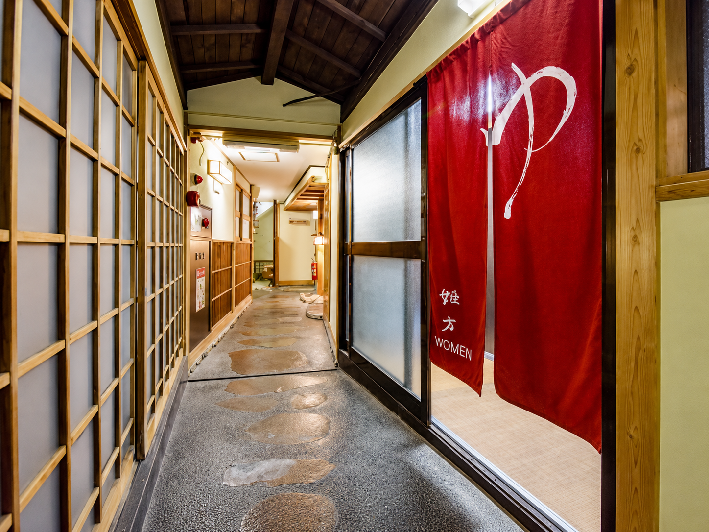 Operating Ryokan / 17 Rooms, Atami, Shizuoka photo 13