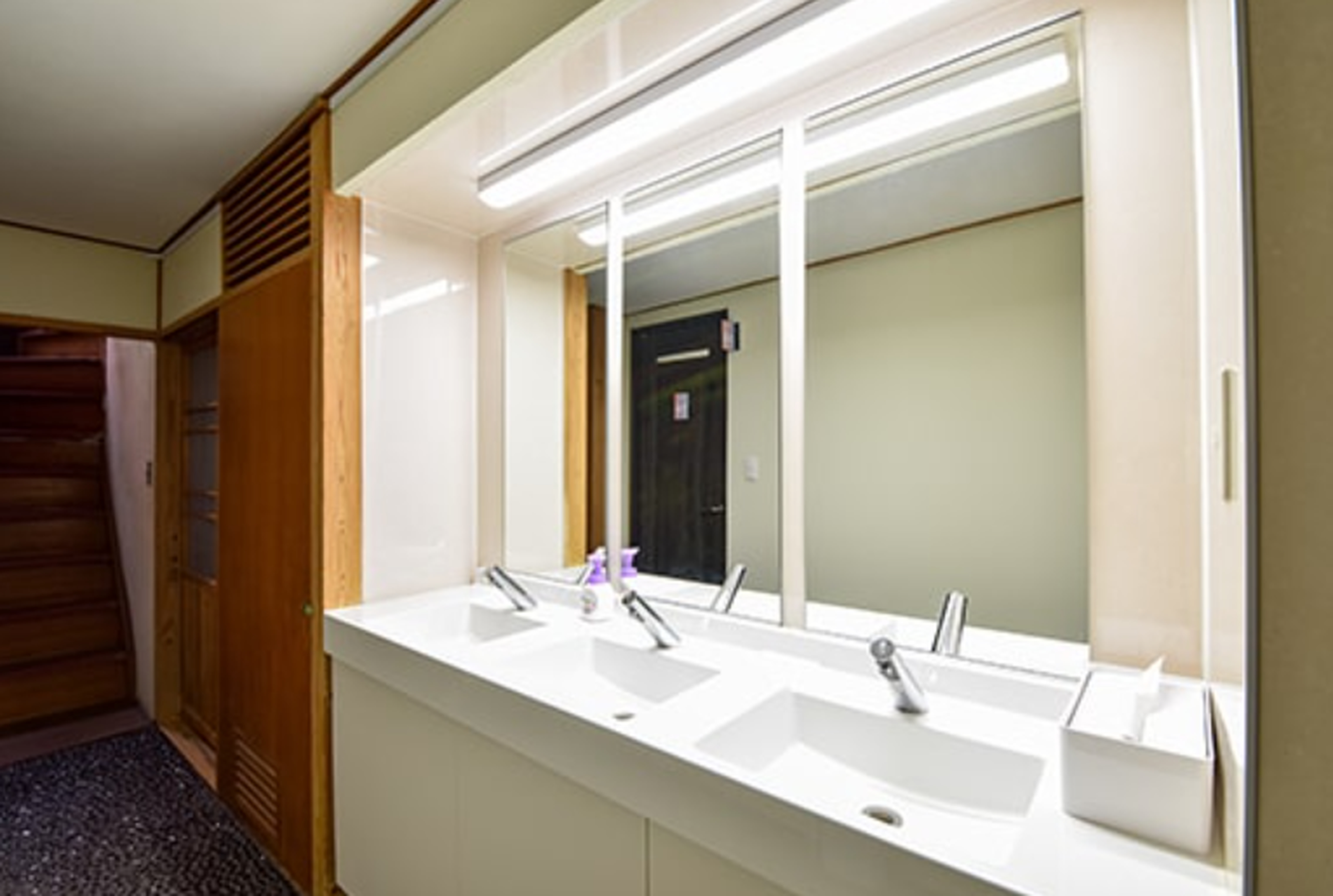 Operating Ryokan / 17 Rooms, Atami, Shizuoka photo 10