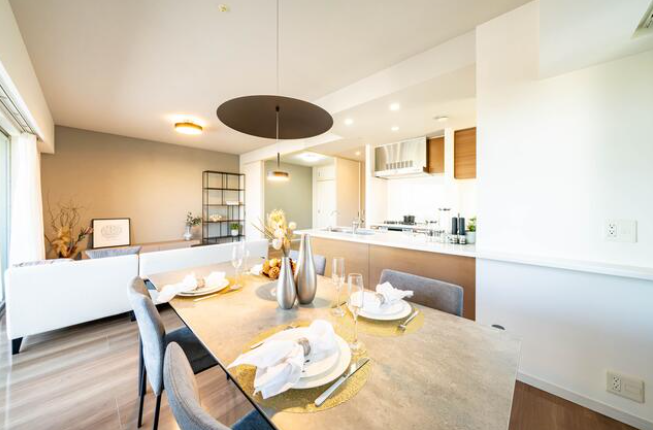 Corner Apartment / 3LDK, Chuo Ward, Fukuoka photo 4
