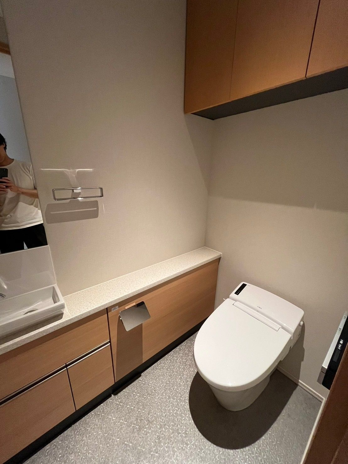 Luxury Tower Condo / 3LDK, Fukuoka City, Fukuoka photo 11