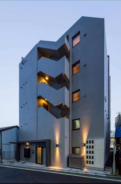 Income Apartment / 12 Units, Meguro, Tokyo photo