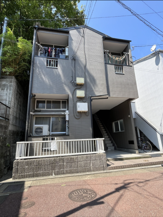 Income Apartment / 7 Units, Fukuoka City, Fukuoka photo 2