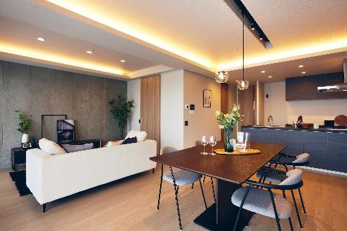 High-Rise Condo Unit / 2LDK, Kita Ward, Osaka photo 2