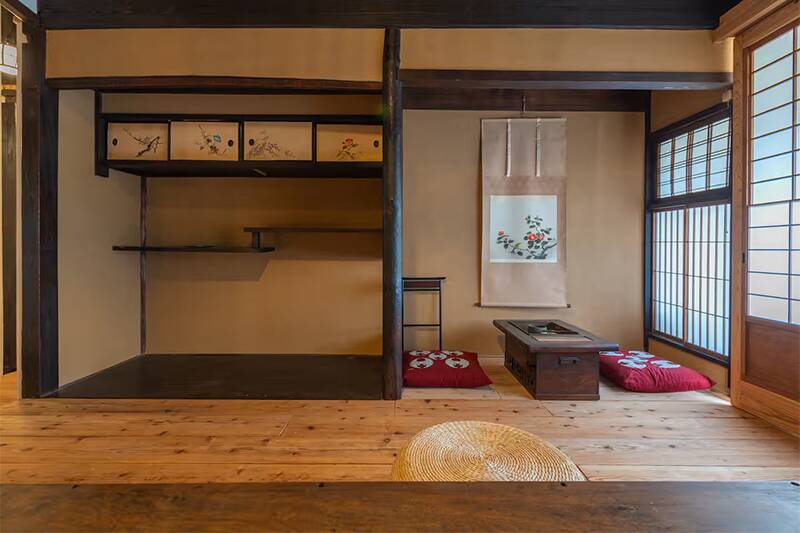 Traditional Machiya, Shimogyo Ward, Kyoto (Takase River, Nishihashizumecho) photo 16