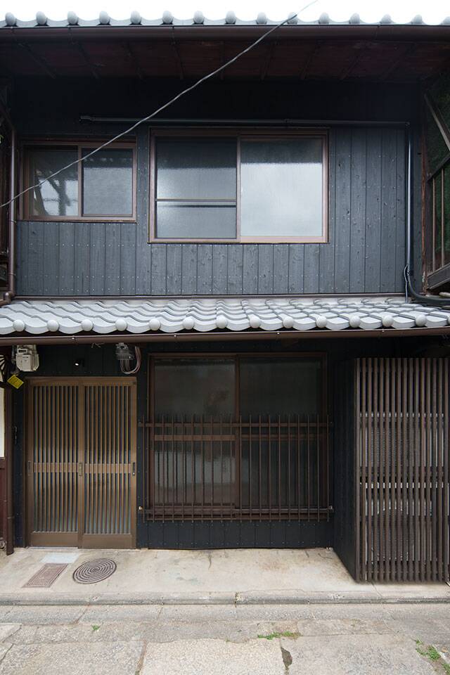 Traditional Machiya, Higashiyama Ward, Kyoto (Near Okazaki, Nakanocho) photo