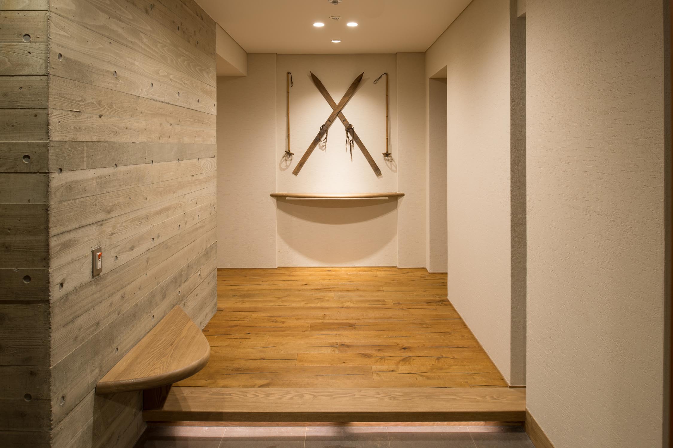 Hakuchōzan Award-Winning Niseko Ski Chalet / 7BR, Hokkaido photo 17