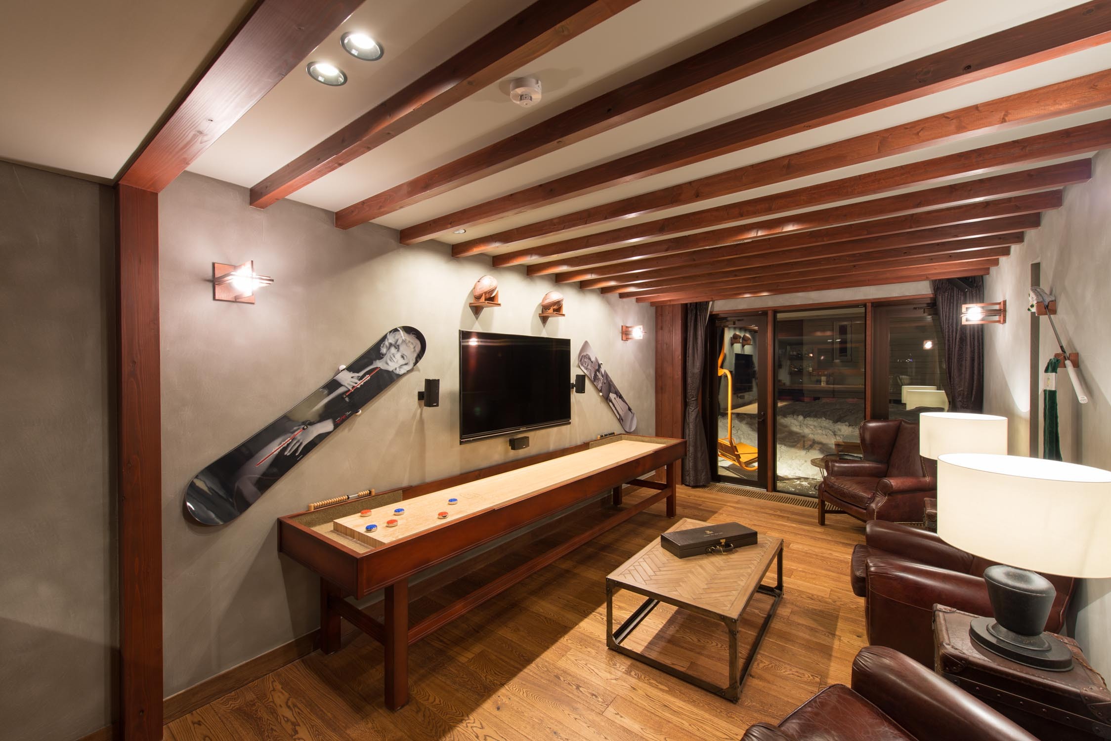 Hakuchōzan Award-Winning Niseko Ski Chalet / 7BR, Hokkaido photo 10