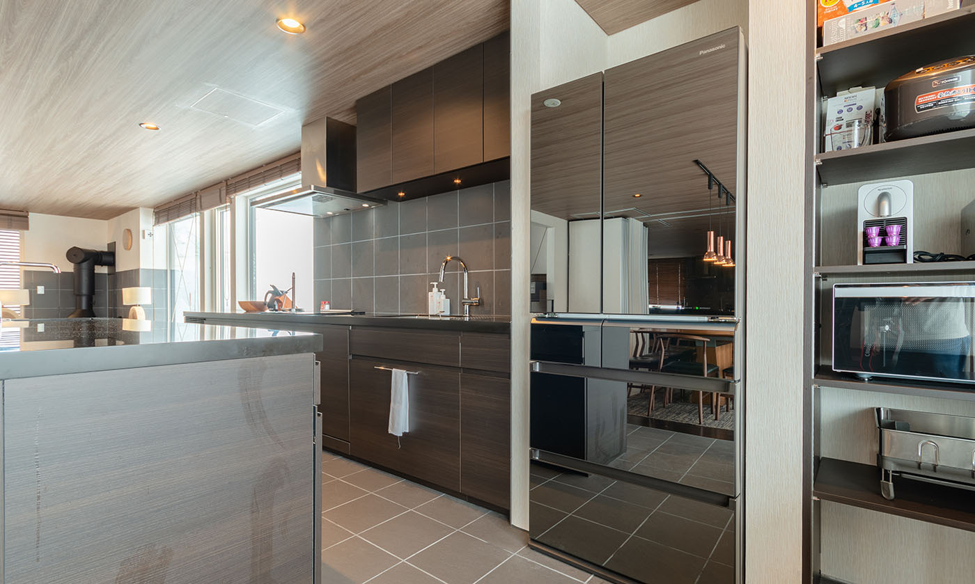 J's Den Niseko Hirafu Chalet / 8BR, Hokkaido photo 6