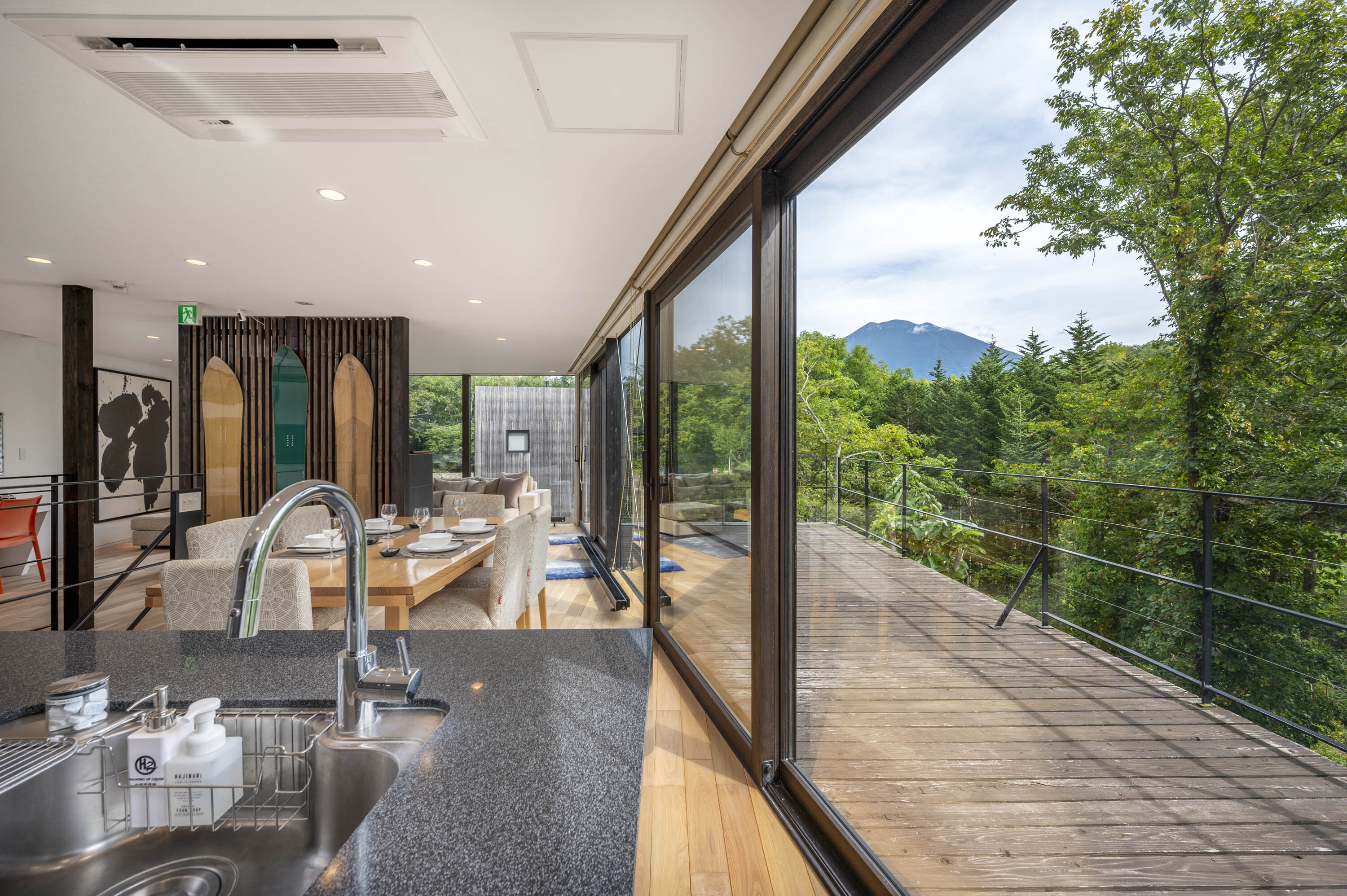 Niseko Hirafu Escarpment House / 4BR, Hokkaido photo 9