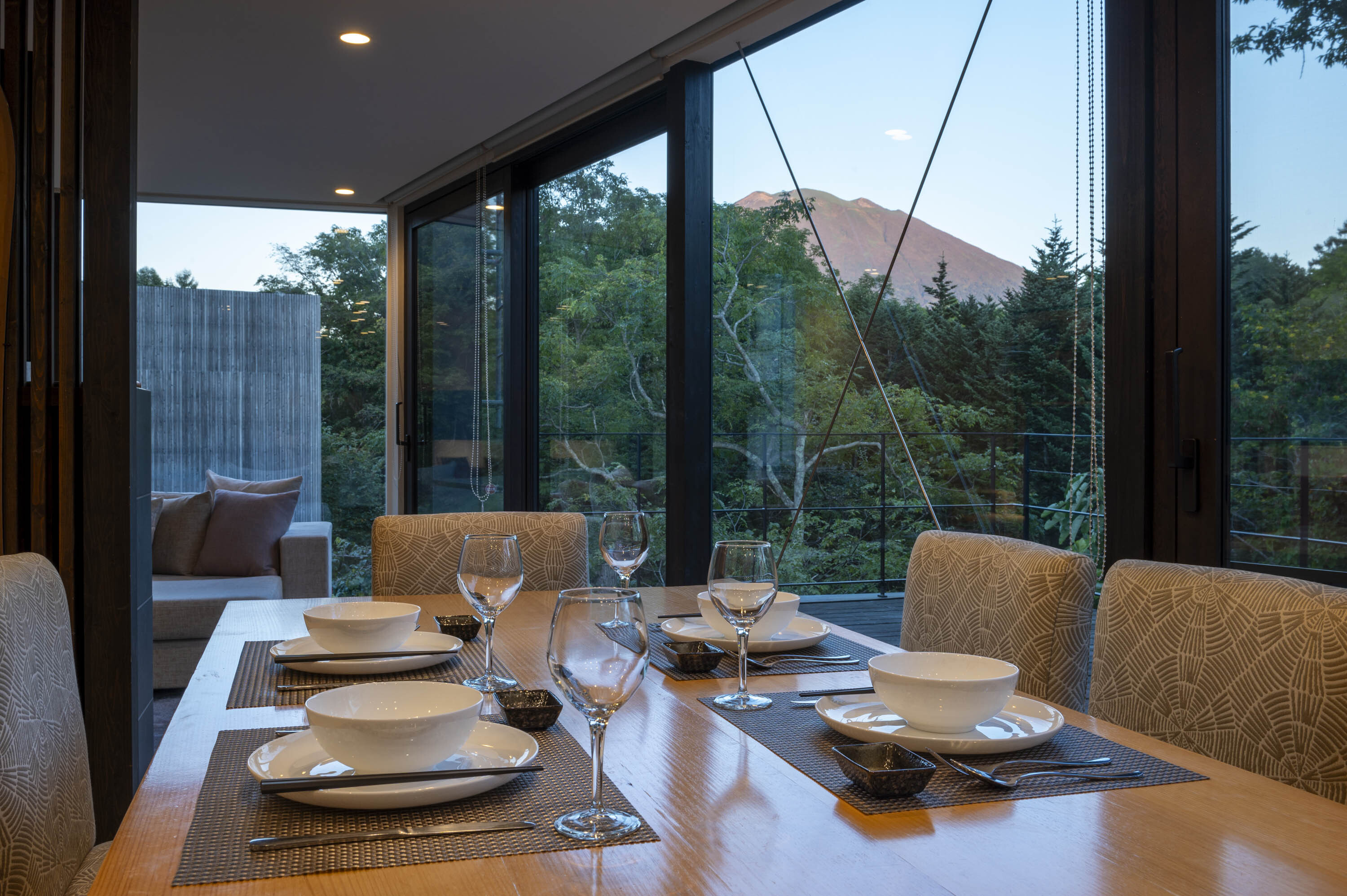 Niseko Hirafu Escarpment House / 4BR, Hokkaido photo 16