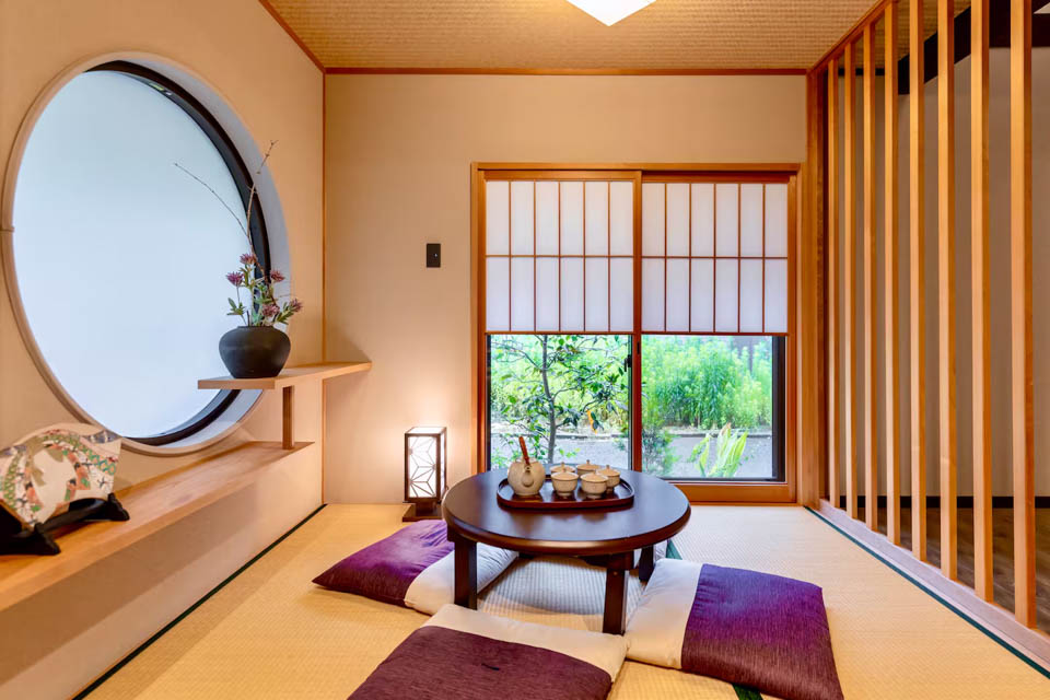 Traditional Machiya, Nakagyo Ward, Kyoto (Mibu Suzaku Akari Machiya) photo