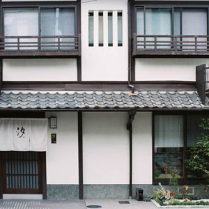 Traditional Machiya, Nakagyo Ward, Kyoto (Mibu Suzaku Akari Machiya) photo 11