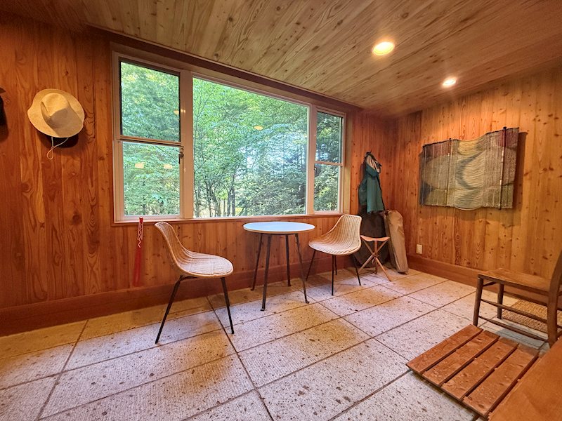 Minamigaoka Karuizawa Villa with Wood Stove, Nagano photo 3