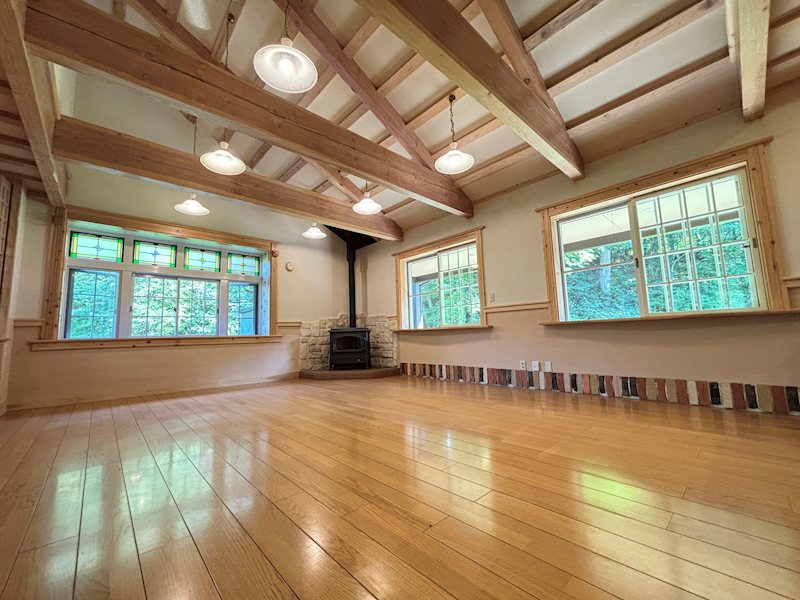 Minamigaoka Designer House / 4LDK + Study, Karuizawa, Nagano photo 4
