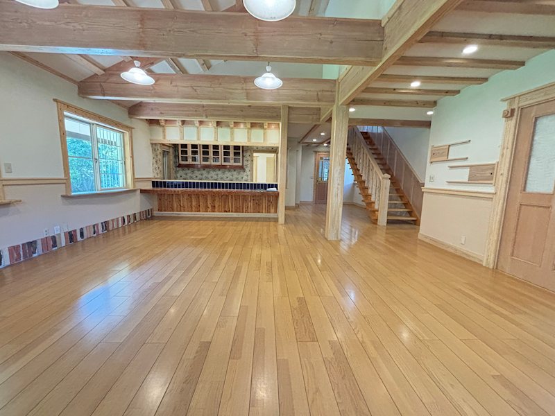 Minamigaoka Designer House / 4LDK + Study, Karuizawa, Nagano photo 5