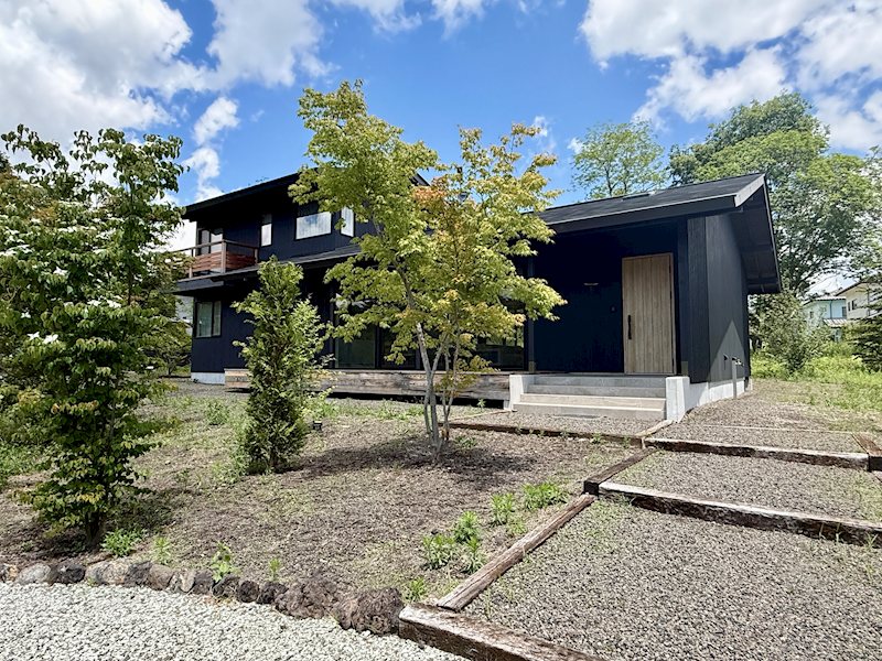 Kusagoe Designer House / 3LDK, Miyota, Nagano photo 3