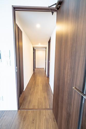 Laurel Tower Midosuji Honmachi / 3LDK, Osaka photo 12
