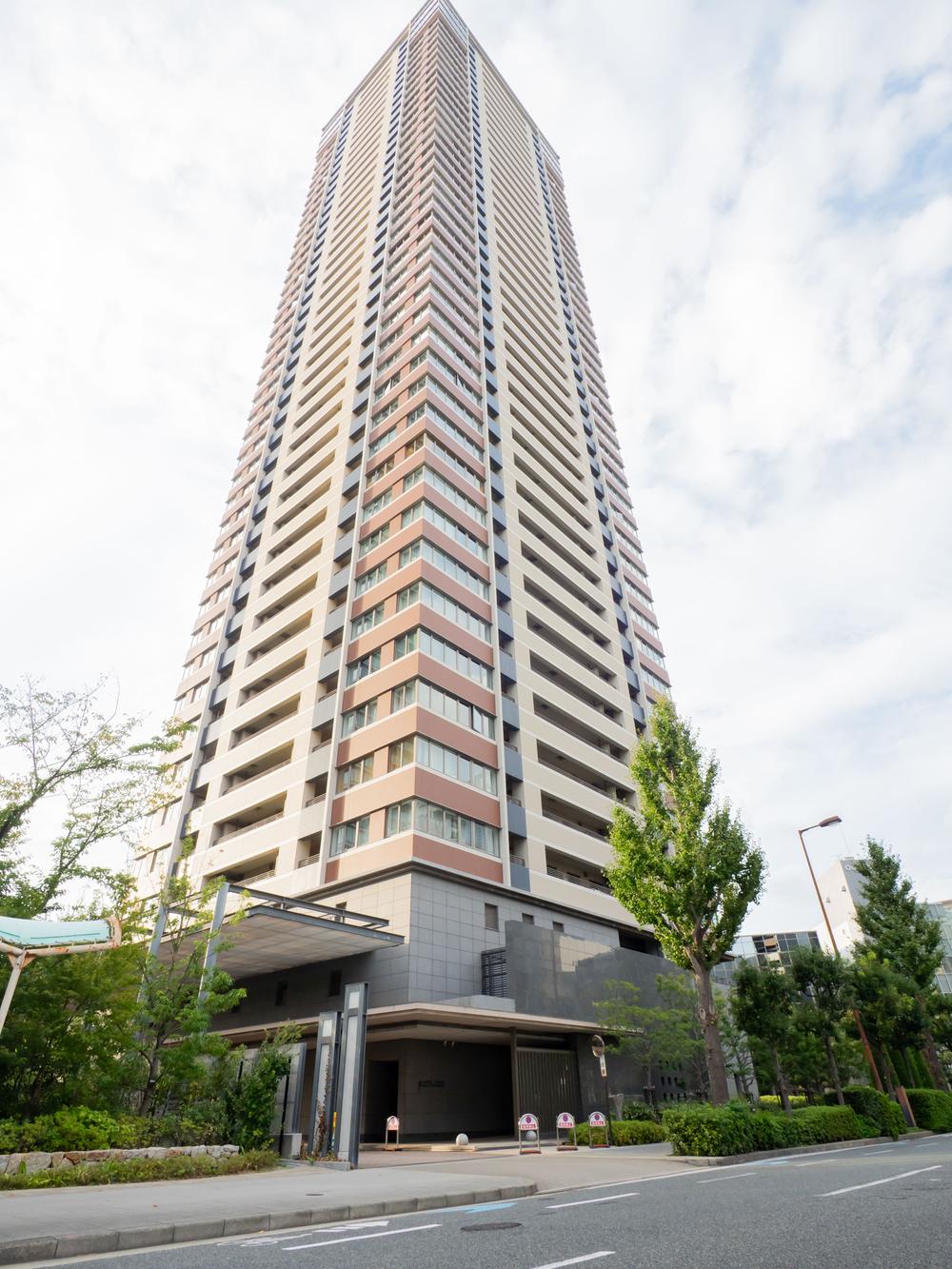 Laurel Tower Sanctus Umeda / 2LDK, Osaka photo 14