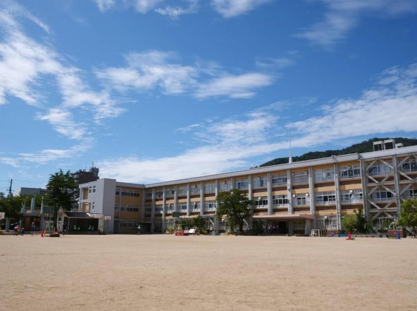 Okamoto Hauves / 4LDK, Hyogo photo 13
