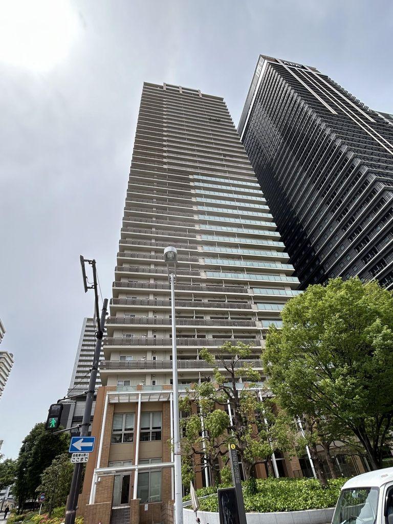 Laurel Tower Namba / 2LDK, Osaka photo 8
