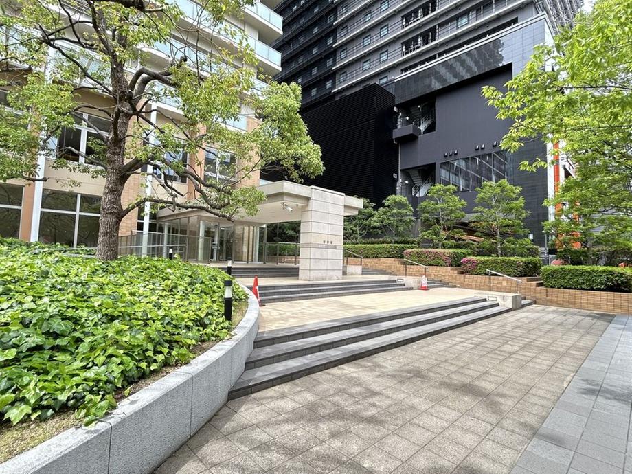 Laurel Tower Namba / 2LDK, Osaka photo 11