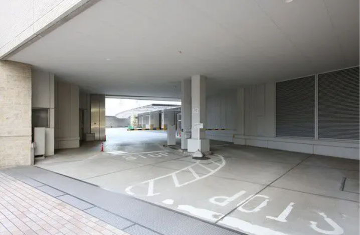Mansion / 2LDK+DEN+WIC, Nishi Ward, Yokohama, Kanagawa (M.M.TOWERS FORESIS L, 20F) photo 3