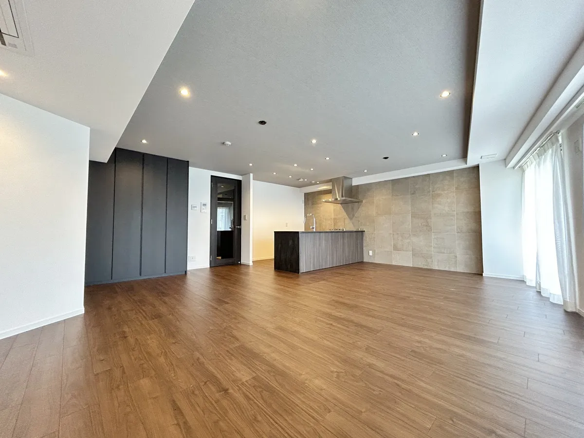 Mansion / 2LDK, Minato Ward, Tokyo, 2F (Mita Seifu Garden) photo 2