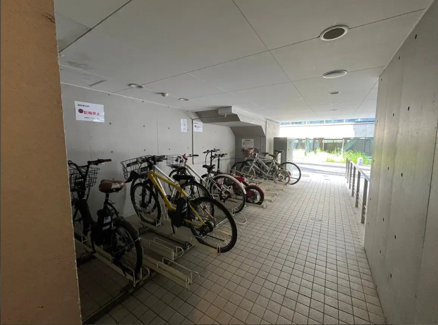Mansion / Studio, Shibuya Ward, Tokyo, 5F (Jingumae City Tower) photo 6