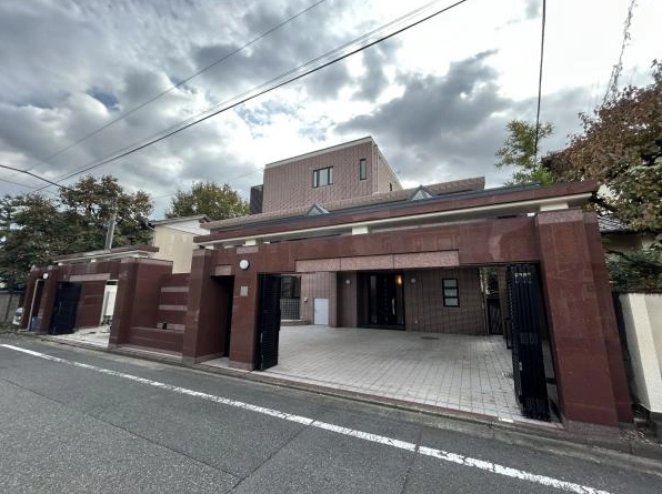 Detached House / 4LDK + 1LDK + 3S, Nerima, Tokyo photo 2