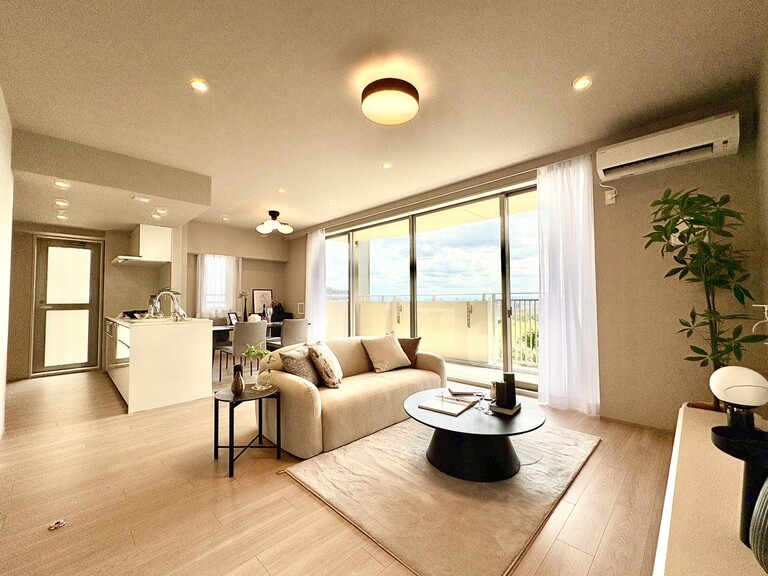 Shinsenri Sakuragaoka Maison City No.2/ 3SLDK, Toyonaka photo 1
