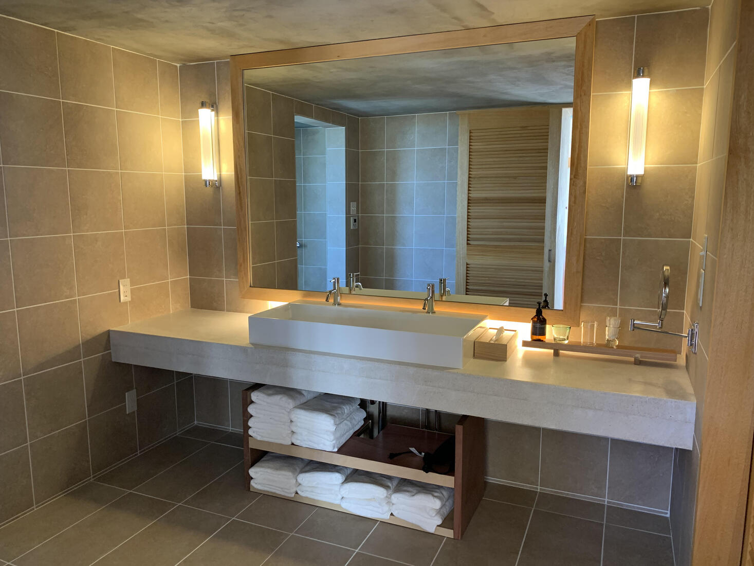 Short-term Rental / 2 Guest Rooms + 1LDK, Nanjo, Okinawa photo 7