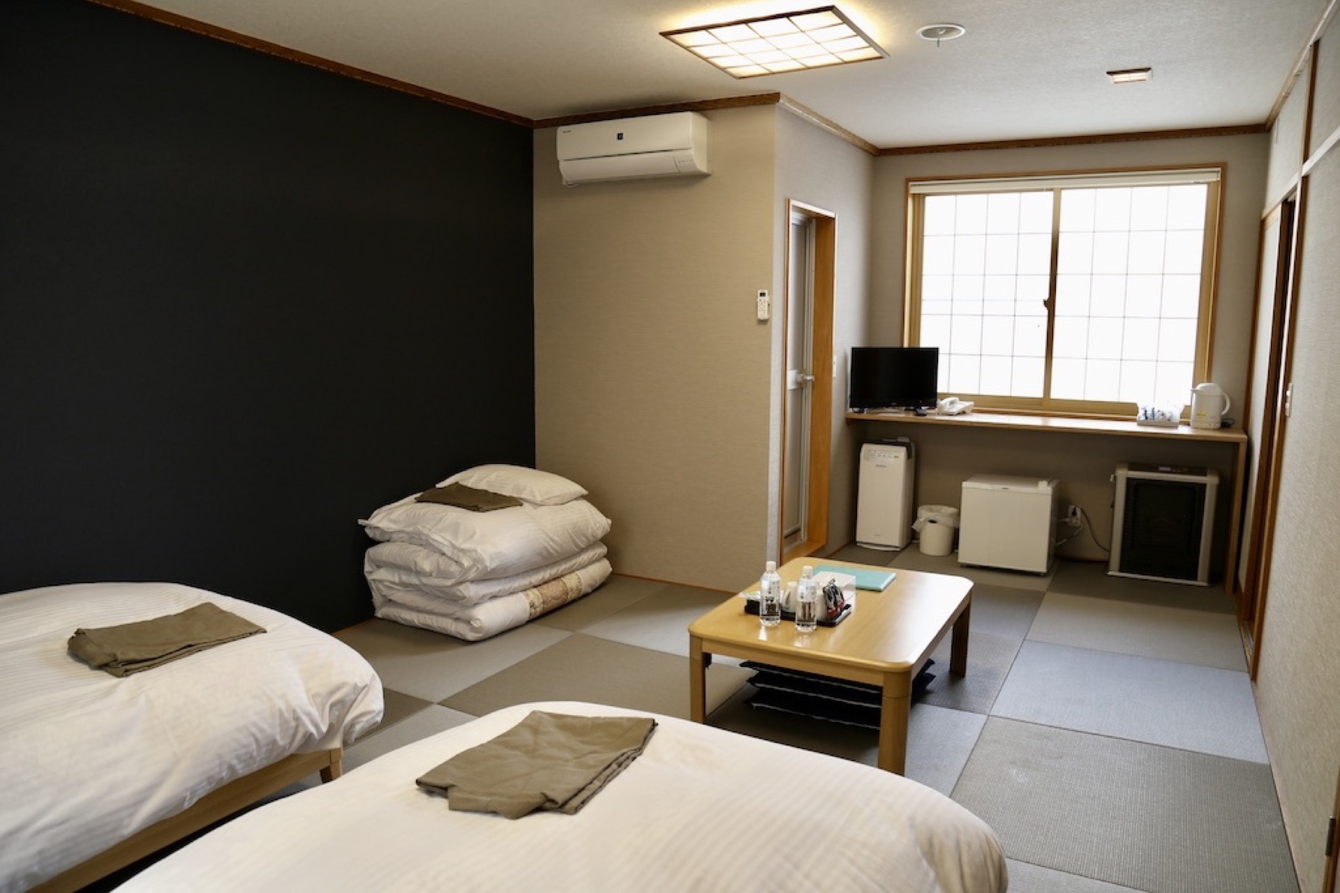 Hotel / 30 Rooms, Furano, Hokkaido photo 5