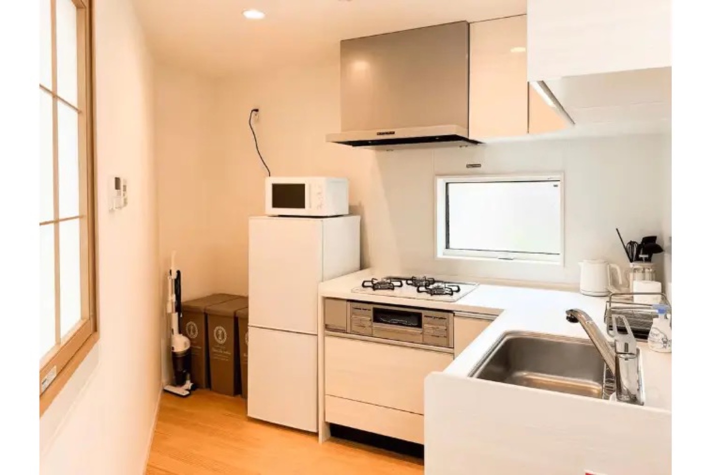 Short-term Rental / 2 Rooms, Shinjuku-ku, Tokyo photo 4