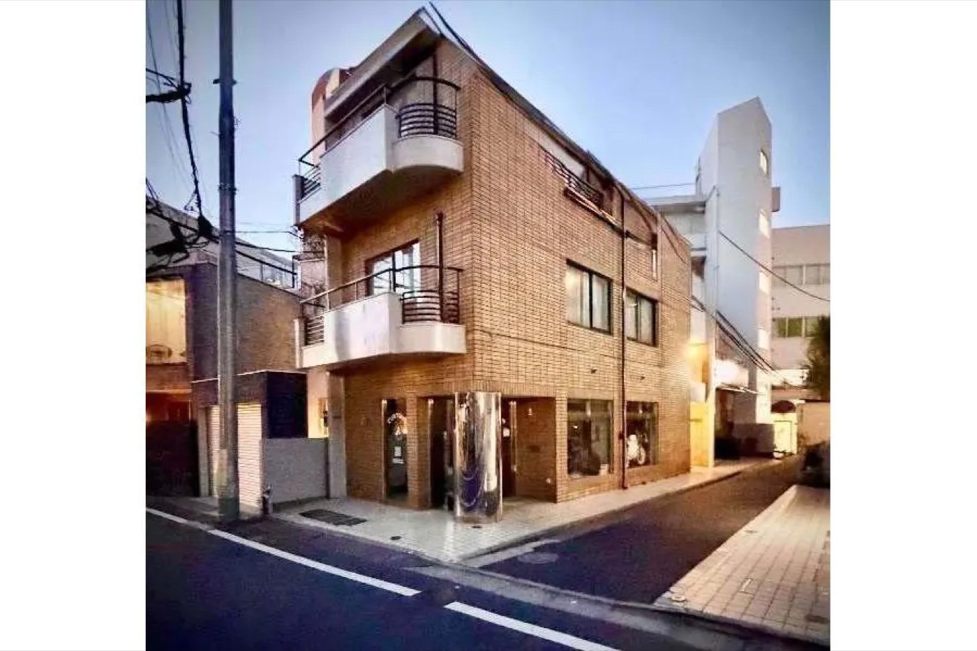 Hotel / 6 Rooms, Minato-ku, Tokyo photo