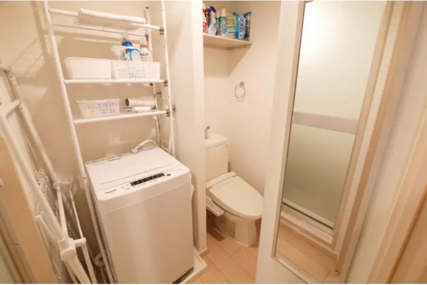 Apartment Building / 18 Units (1K), Shibuya-ku, Tokyo photo 8