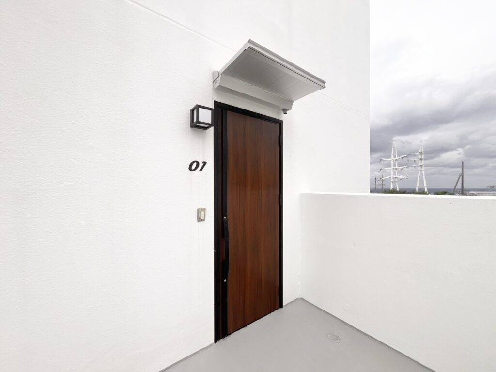 Short-term Rental / Villa, Motobu, Okinawa photo 3