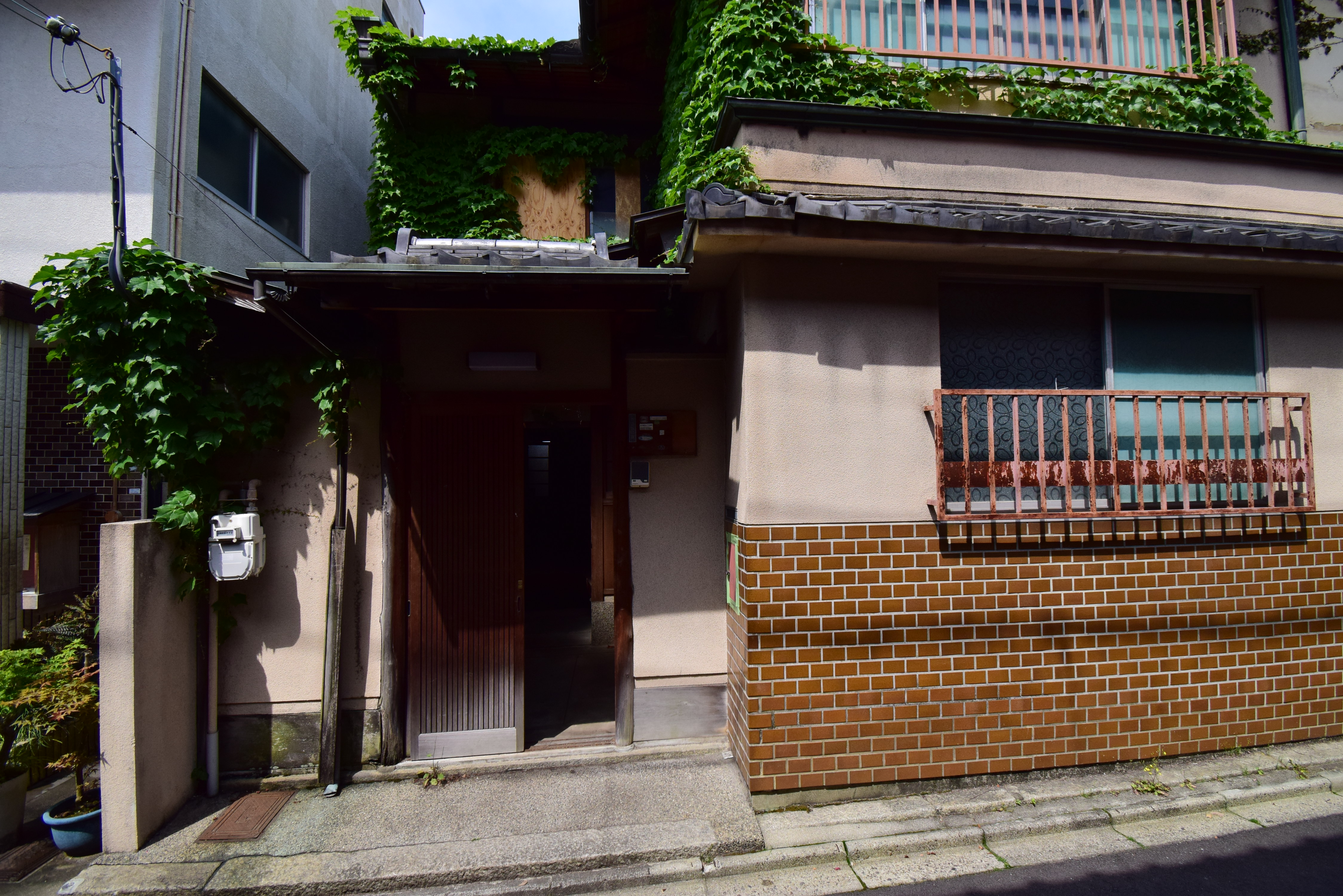 Traditional Machiya / 6 rooms + kitchen, Higashiyama Ward, Kyoto photo 2